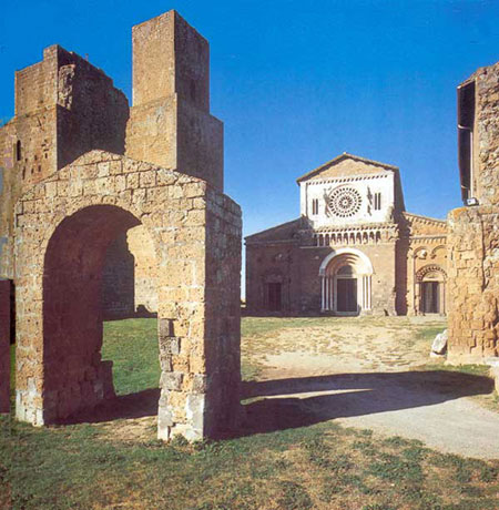 Chiesa romanica di San Pietro in Tuscania